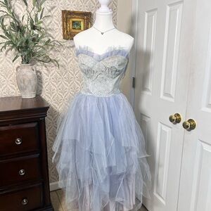 Vintage 1950s Strapless Tulle Gown